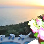 아파트 Beautiful Maria With Amazing Pool - Agios Gordios *