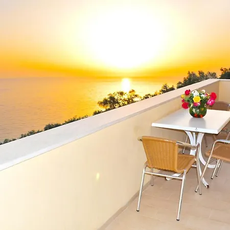 Apartamento Beautiful Maria With Amazing Pool - Agios Gordios *
